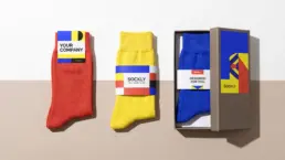 socken-verpackung-etikett-banderole-geschenkbox-sockly 11 Individuelle Socken mit Etikett, Banderole und Geschenkbox als Custom Packaging